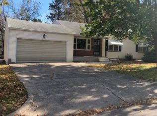 724 Haskell St, Burlington, IA 52601