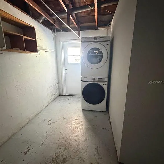 3511 Cambridge St — Photo 32