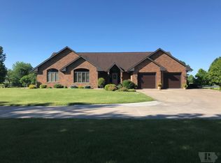 1723 W Point Rd, West Point, IA 52656