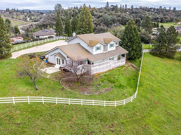 4th image of 6361 Green Valley Road