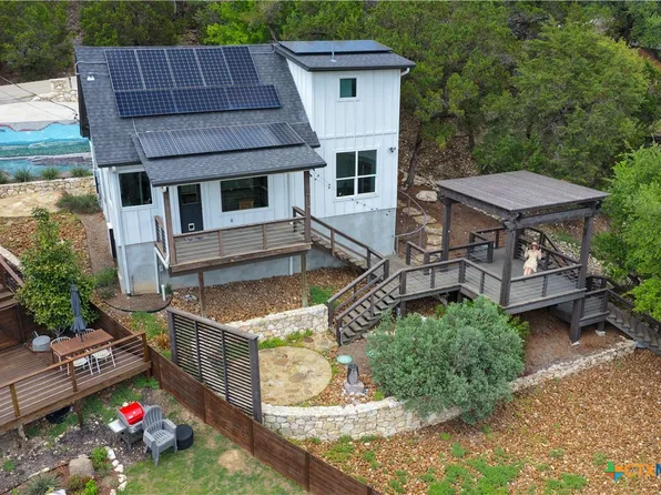 1758 Trail Pass Dr, Canyon Lake, TX 78133