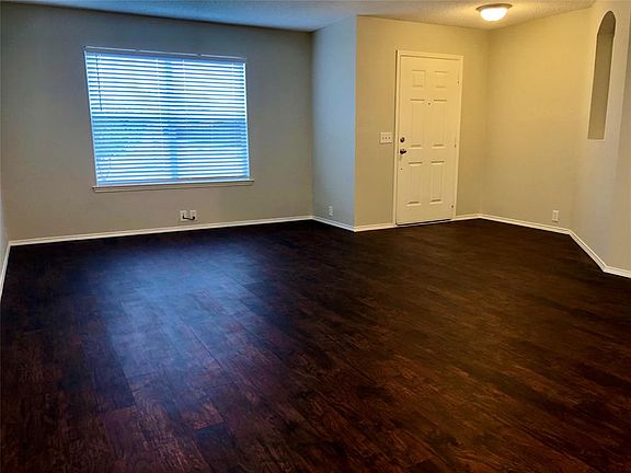 5th image of 1601 Wavecrest Dr