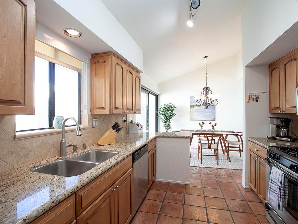 1st image of 72761 Sage Ct