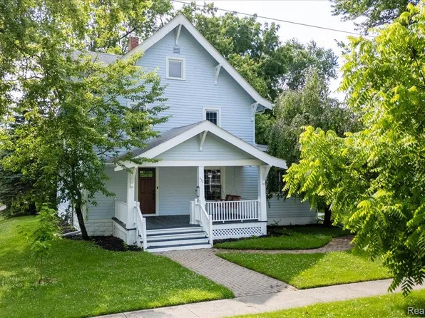 438 N Bailey St, Romeo, MI 48065