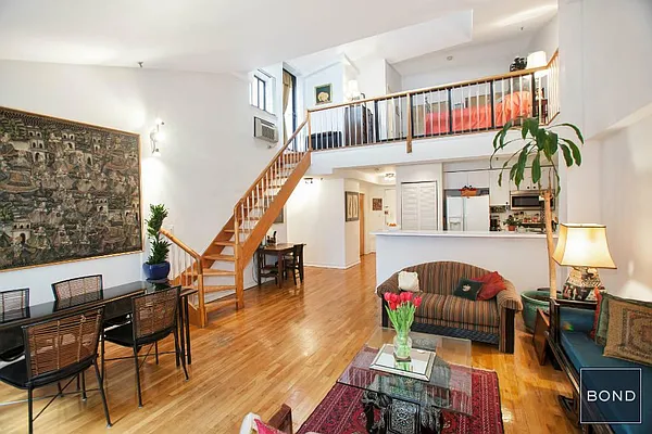 Sold by Bond New York | media 14
