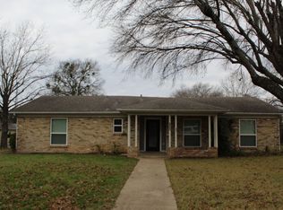 2000 N Beal St, Belton, TX 76513