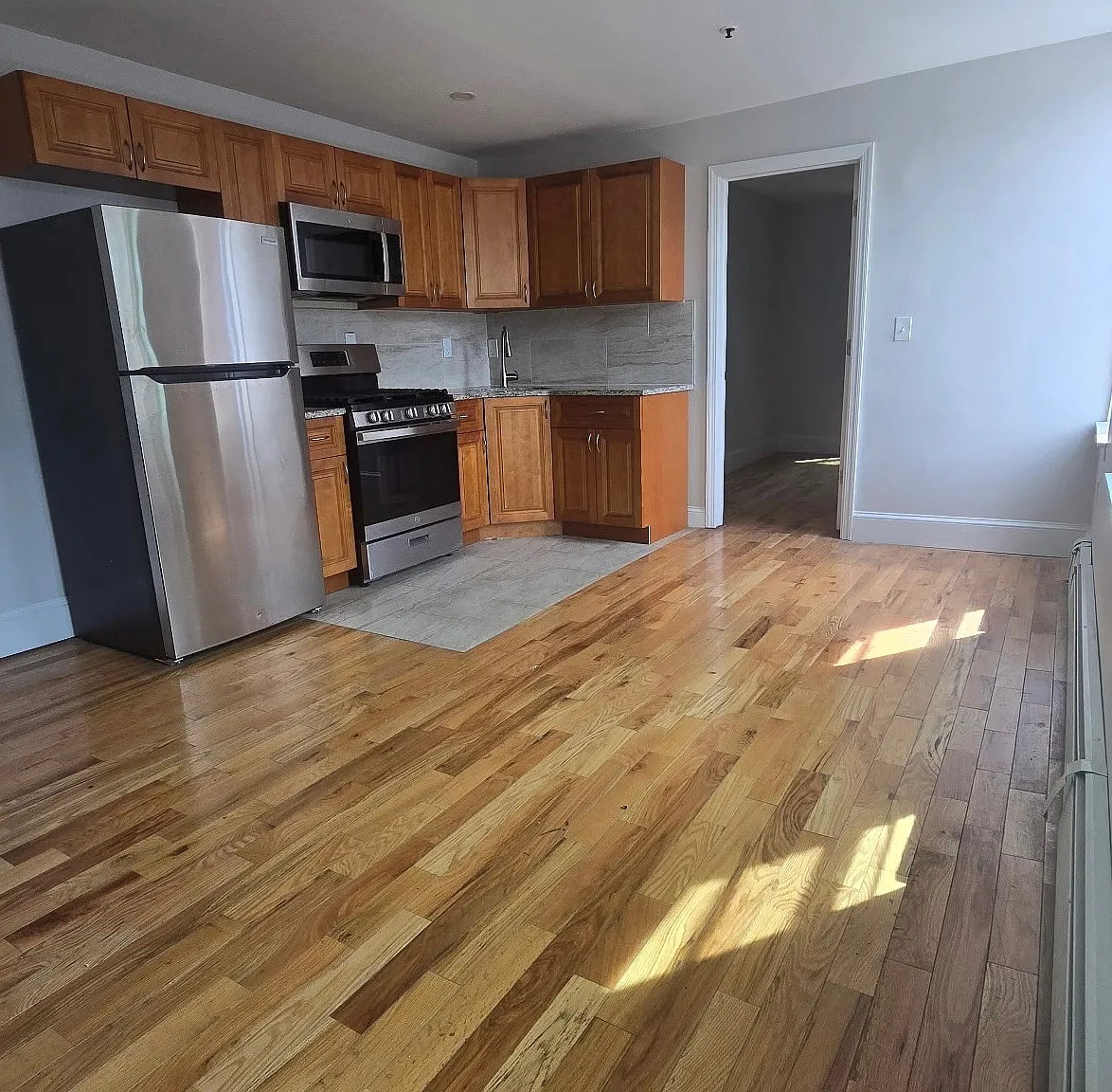 2 bed, 795 sqft, $1,995 — Photo 2