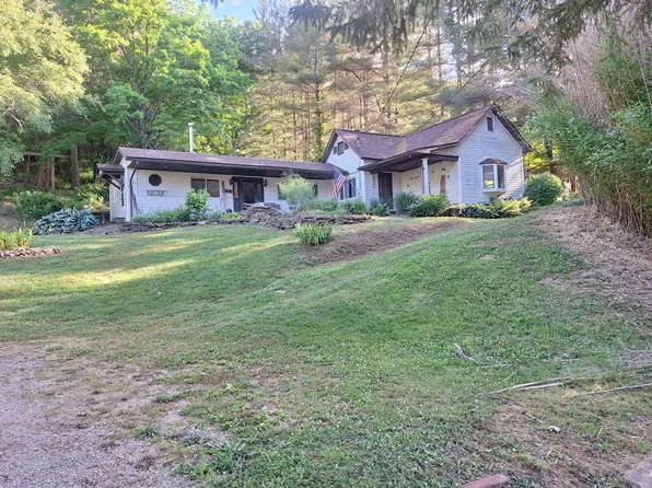 36609 Lime Bank Rd, Logan, OH 43138
