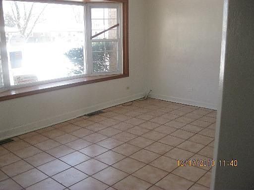 2nd image of 17218 Lorenz Ave
