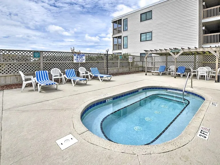 1709 S Ocean Blvd — Photo 25