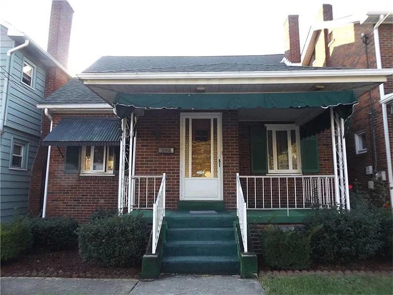 228 Ohio Ave photo 1