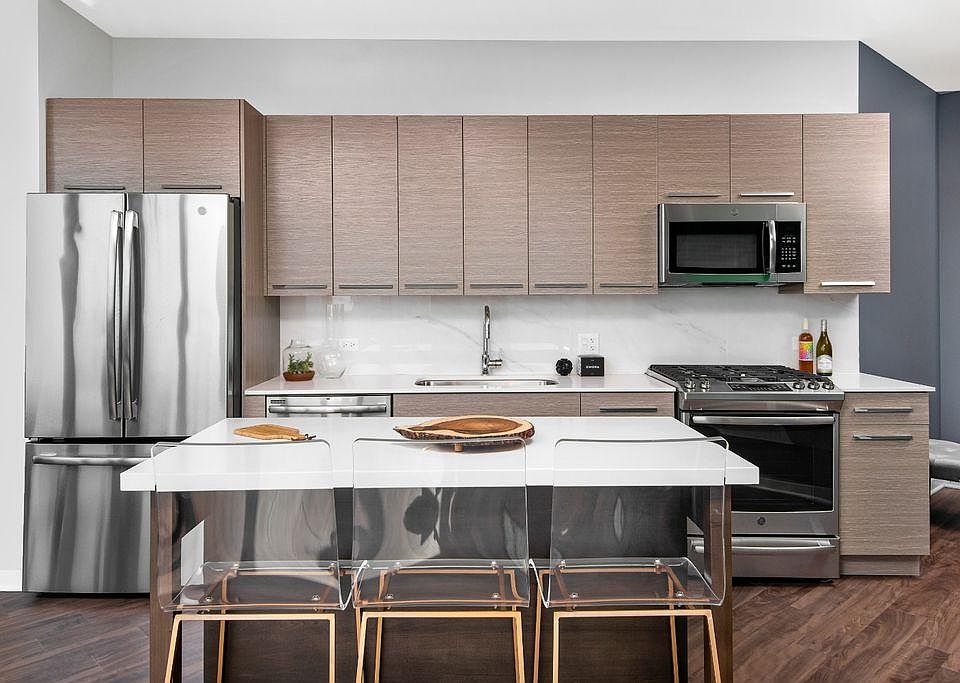 1st image of 128 S Halsted St #402