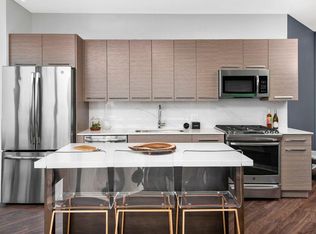 128 S Halsted St #402, Chicago, IL 60661