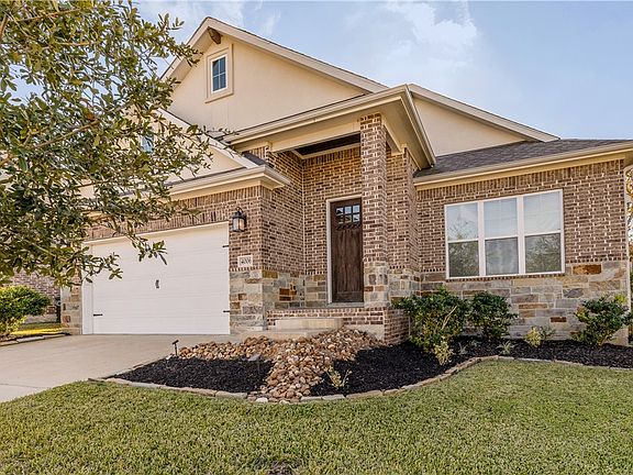 3rd image of 4006 Brownway Dr
