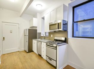 226 E 25th St APT 2A, New York, NY 10010