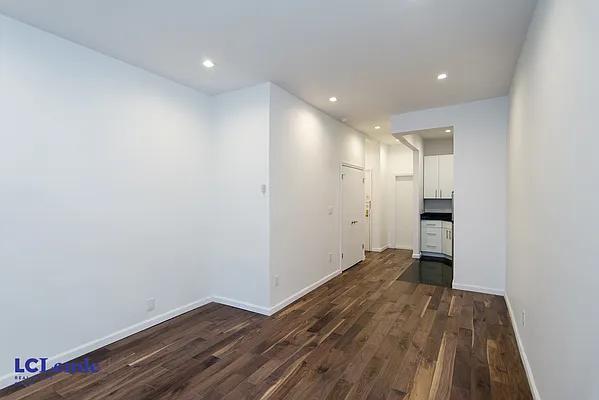 Rented by LC Lemle Real Estate Group | media 16