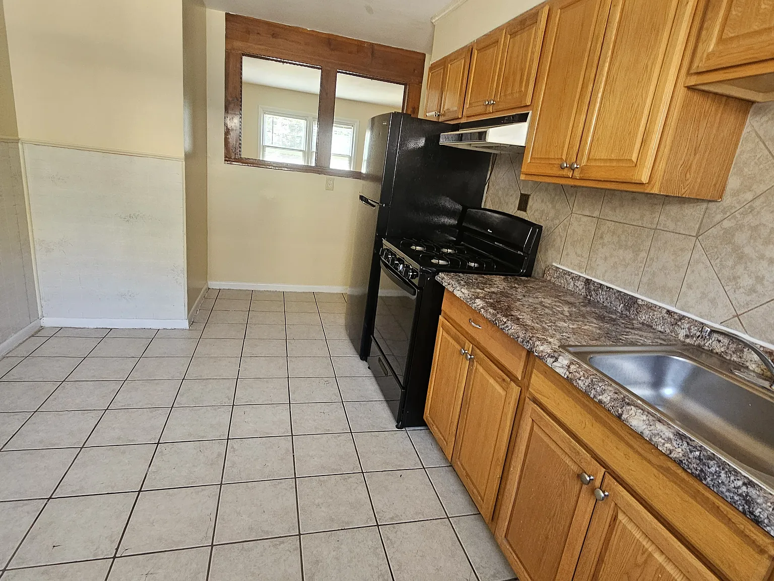 2 bed, $1,575 — Photo 1