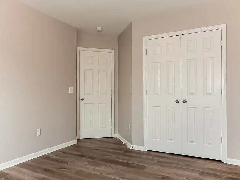 912 Old Forester Ln — Photo 14
