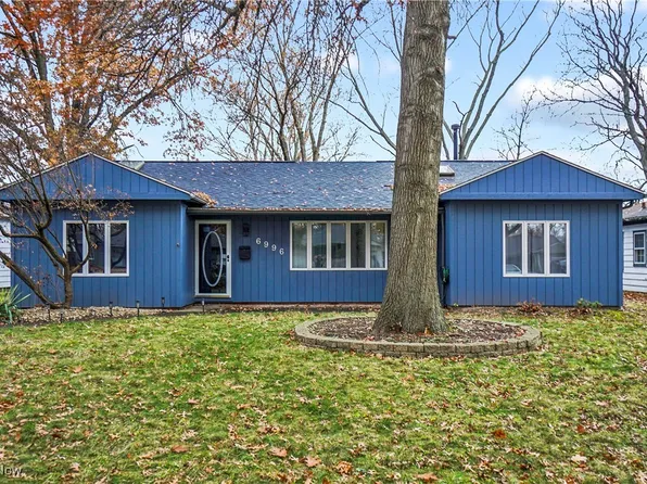 6996 Oakwood Rd, Parma Heights, OH 44130