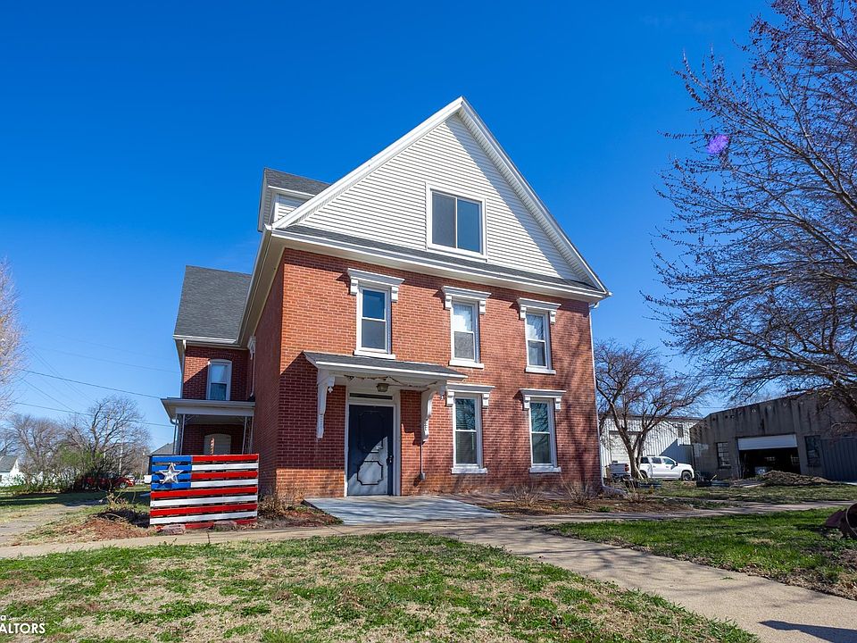 1st image of 1108 Park St