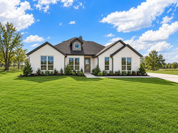 107 Rj Smith Dr, Boyd, TX 76023