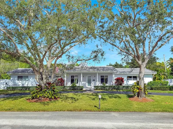 8195 SW 151st St, Palmetto Bay, FL 33158