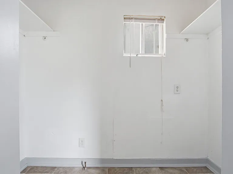 2228 SW Grand Blvd — Photo 7