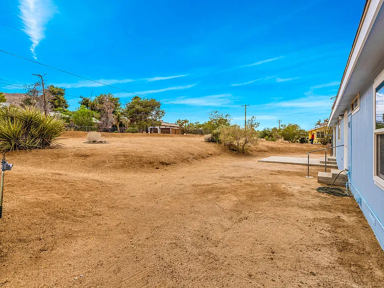 60377 Natoma Trl — Photo 30