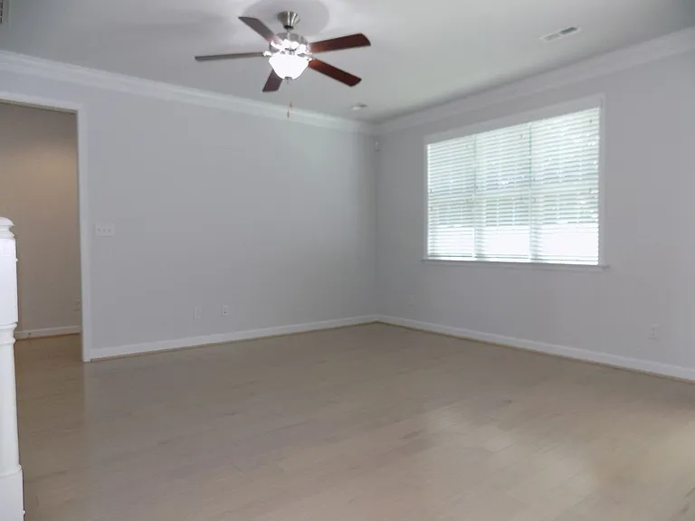 121 Wineberry Way — Photo 8