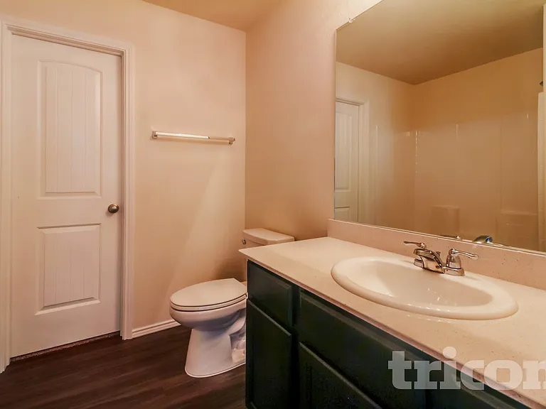 5697 McClelland St — Photo 8