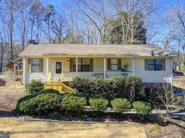 519 Patty Ct, Lithia Springs, GA 30122