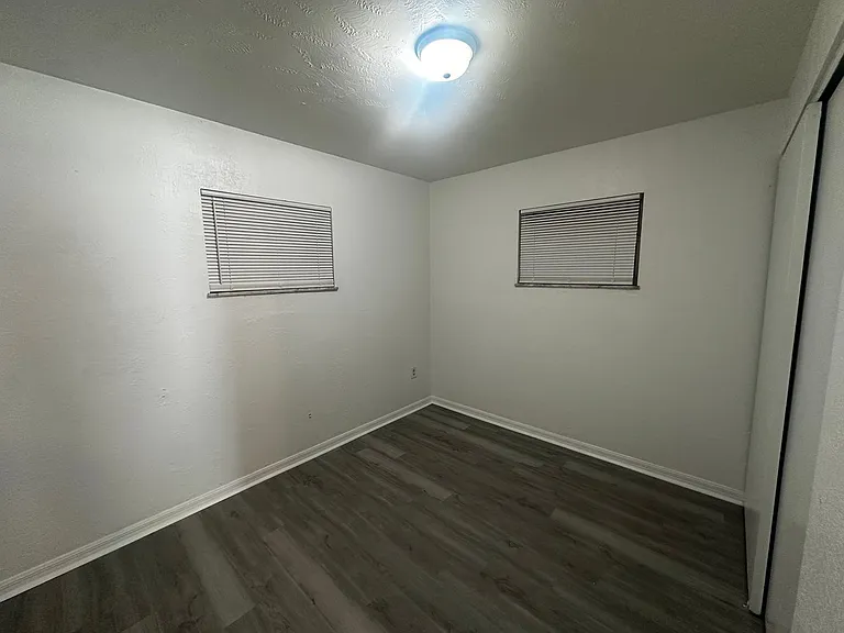 5527 Bryson Dr — Photo 12