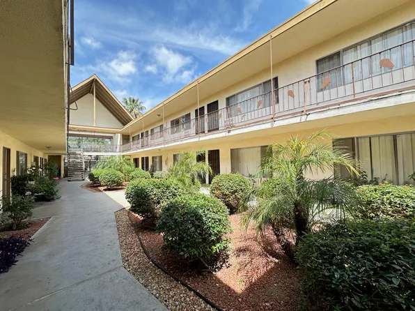 7636 Owensmouth, 7636 Owensmouth Ave #802704d23, Canoga Park, CA 91304