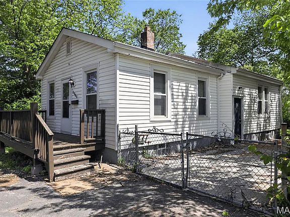 3rd image of 3406 Rex Ave