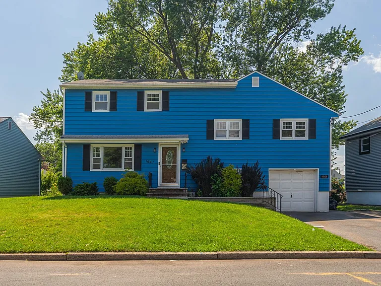 1641 Lenape Rd — Photo 1