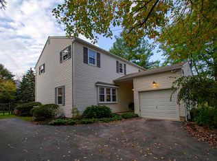 235 Walnut Ave, Wayne, PA 19087