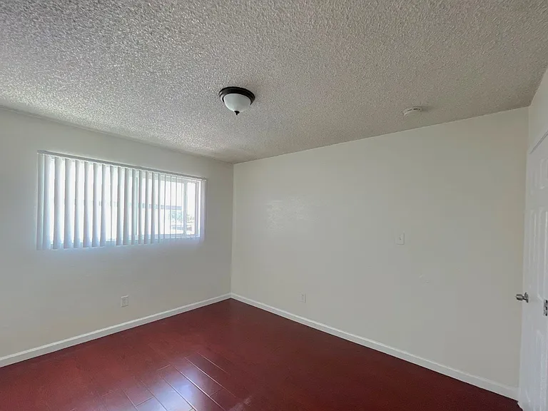 Pueblo Bonito Apartments — Photo 35