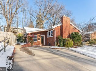867 N Jacksonville St, Arlington, VA 22205