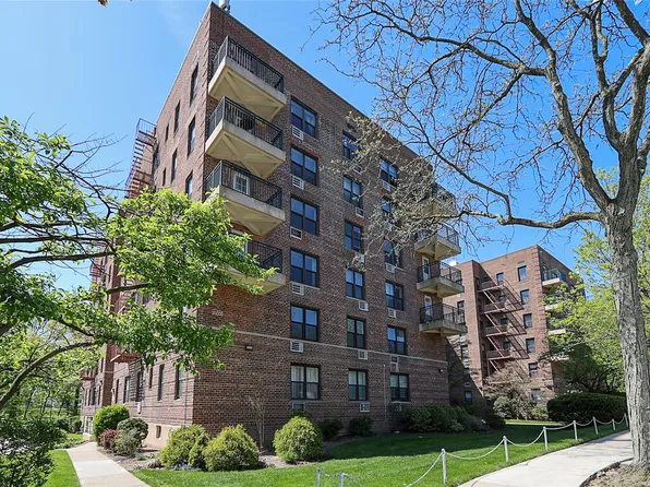 226-26 Union Turnpike #5F, Bayside, NY 11364