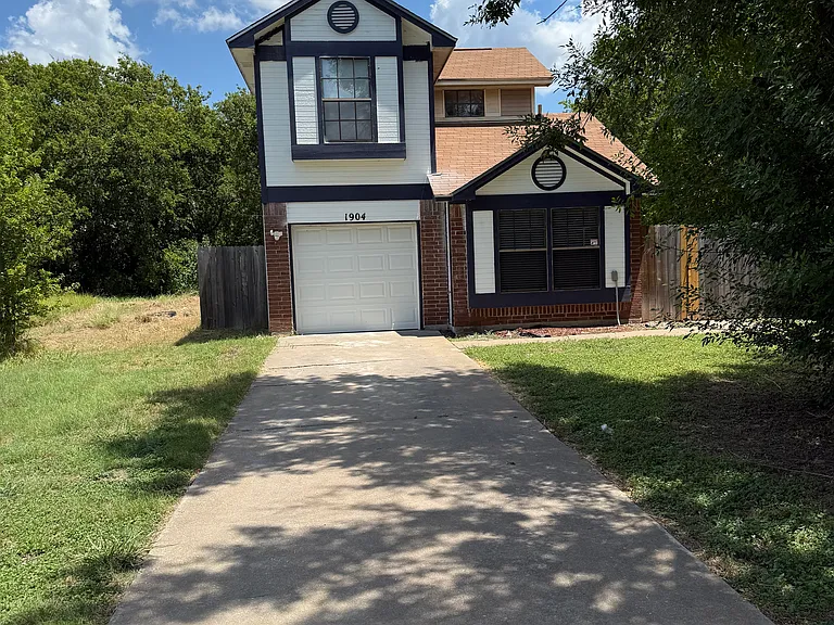 1904 Dickens Dr — Photo 2