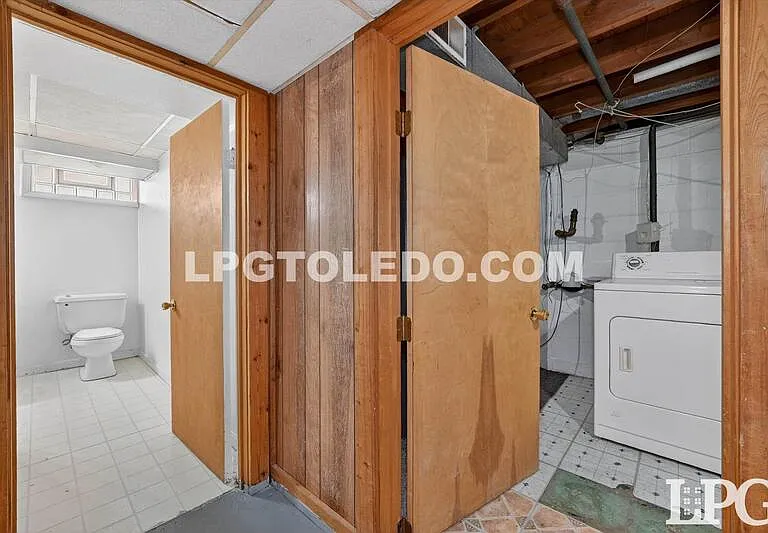 4406 Asbury Dr — Photo 29