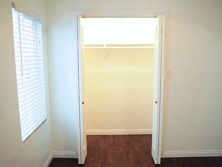 429 N Palm Ave #A — Photo 20