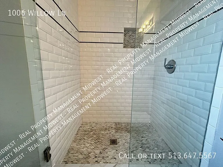 1006 Willow Ln — Photo 22
