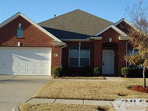 2nd image of 603 Valencia Dr