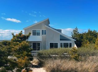 643 Dune Rd, Westhampton, NY 11978
