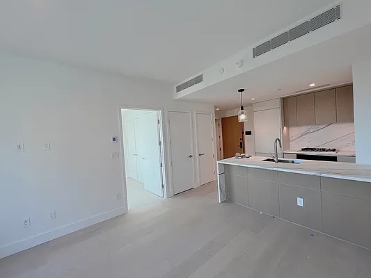 Rented by MaxInvest Real Estate, Inc. | media 16