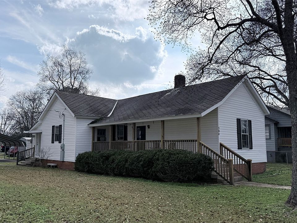 1st image of 204 Ashurst Ave