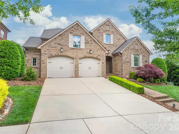 9223 Robbins Preserve Rd, Cornelius, NC 28031