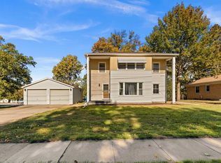 507 & 507-1/2 E Mitchell Ave, Waterloo, IA 50702