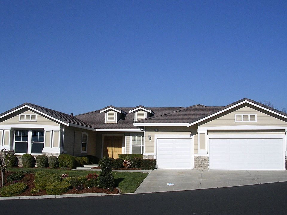 Beautiful Single Story!